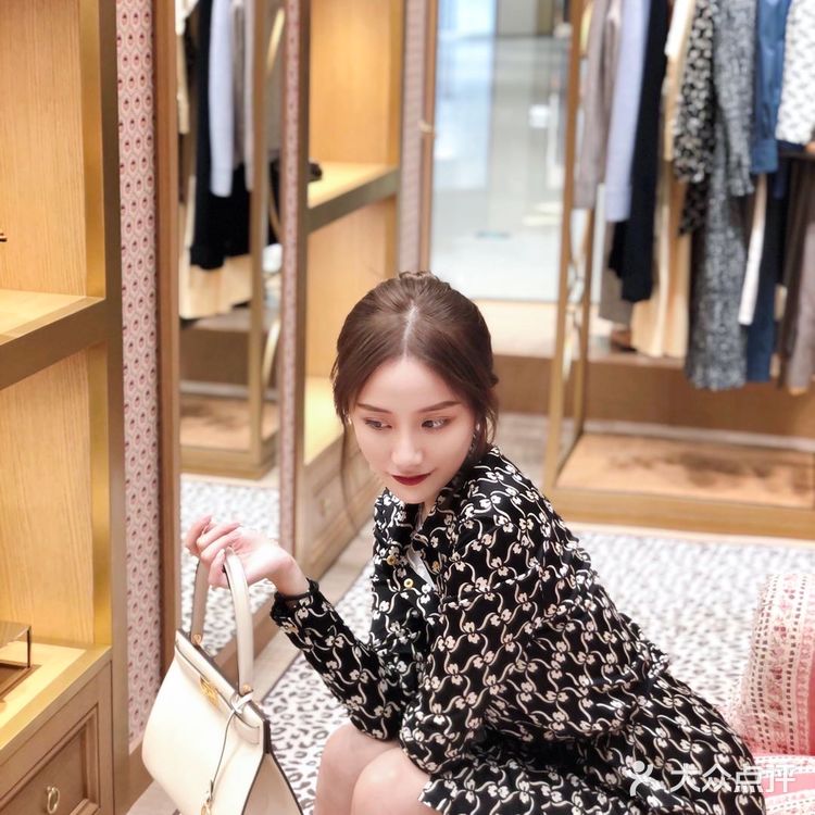 Tory Burch限时快闪店|体验独特设计美