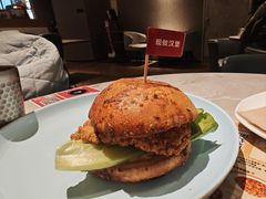 -必胜客(上海新南方商城PH店)