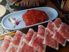 -老牌坊云南鱼豆花火锅(哈西万达店)