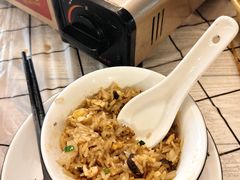 -顶峰夜宴·龙虾烧烤大排档(九江学院店)