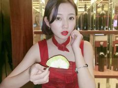 -大中华希尔顿酒店-念自助餐·嗨啤·小龙虾