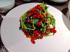 果仁菠菜-李记饺子·熏酱东北菜(欢乐谷店)