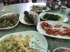 -四川小胡子海鲜(丁村万人海鲜广场店)