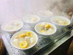 排骨玉米萝卜汤-青石桥老瓦房肥肠粉总店(青石桥总店)