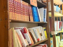 -斯多格书乡(北京大学畅春园店)
