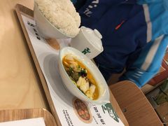 -老乡鸡(上海白玉兰广场店)