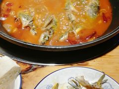 黄辣丁鲜鱼锅-小小河边鱼(天润城店)