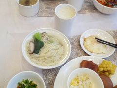 -东方豪景花园酒店·怡景旋转餐厅