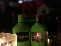 -TZ House音乐现场(来福士中心店)