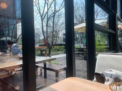 靠窗位-麦田工坊(月湖店)