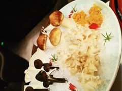 -领鲜天下·焗海鲜·花胶鸡(天目里店)