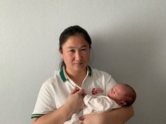 -爱贝尔高端月嫂(母婴护理)
