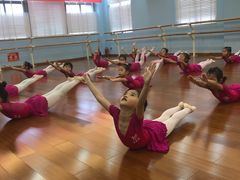 -小海花舞蹈艺术学校