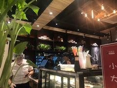 -渝是乎川渝小炒(新世界百货望京店)