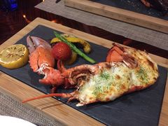 芝士焗波士顿龙虾配有机田园色拉-YUE·6·西式融合餐厅(外滩六号店)
