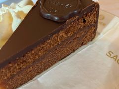 -Cafe Sacher(WIEN)