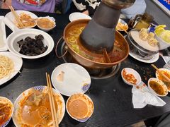 -楼外楼大刀肉传统火锅居(幸福街店)