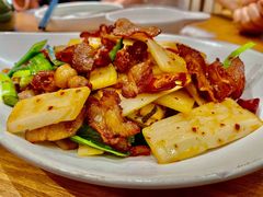 云南腊肉炒香笋-云海肴·汽锅鸡·云南代表菜(东坝金隅店)