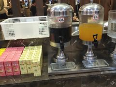 -港澳广场购物中心