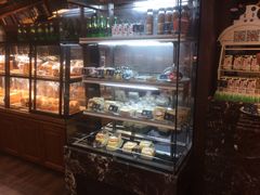 面包甜点陈列柜-精点味道(西安路店)