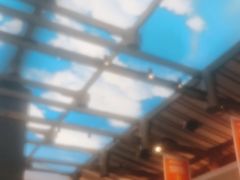 -阿瓦山寨·湘菜现炒·剁椒鱼头王(咸阳总店)