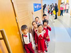 -蓝话筒·少儿成人演讲口才·主持朗诵·戏剧表演(大华第一坊店)