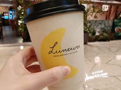 澳白-LUNEURS月乐诗 La Glace(环贸店)