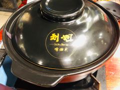 -刘姐啤酒鱼民族演艺餐厅(西街总店)