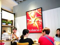 用餐区-肯德基(洛川店)