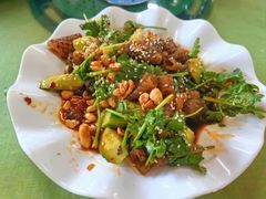 凉拌鱼皮-大石鼓山庄·珠海第一烧猪