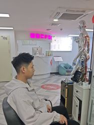 -米娜护肤造型