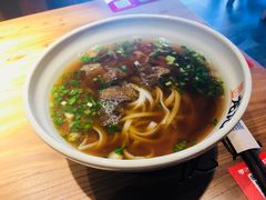 -湘人龙记老长沙米粉(华普国际大厦店)
