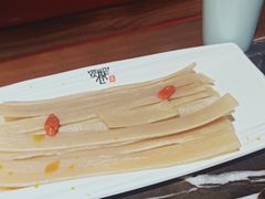 四川宽粉-宽窄巷子火锅(周浦店)