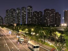 -南京眼步行桥