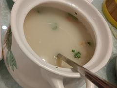 -六和聚传统烤鸭.天津菜(和平店)