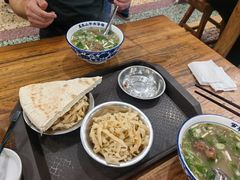 -清真马杰山牛肉汤馆