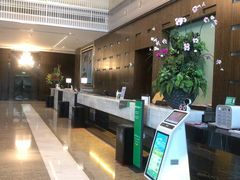 -上海虹桥西郊假日酒店