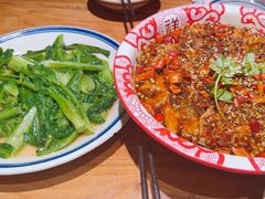 -泥糊破店小酒馆·团建聚餐(南京西路店)