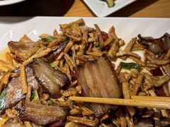 -小三峡食府(西五路店)