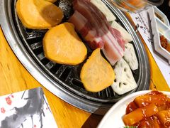 -唯成•韩国炭火烤肉 유성고기