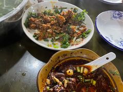 血旺-小杨翘脚牛肉