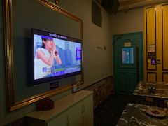 -莹乐迪量贩式KTV(祝桥店)