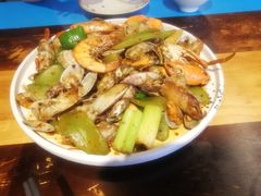 -臻鲜燕海鲜融合餐厅(金陵style店)