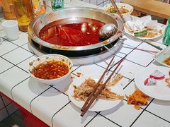 -蛙一刀·麻椒鱼火锅(金仙桥店)