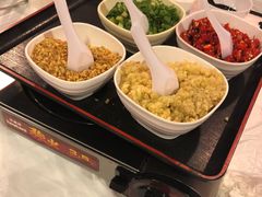-鲜入围煮花胶鸡海鲜火锅
