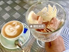 -穹六人间 people 6(岳阳路店)