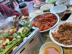 -琥珀老六龙虾(四里河店)