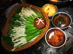 -小牛哈尼章鱼水煎肉(金鹰店)