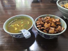 辣酱浇头-旺泉餐饮店·清真牛肉面馆