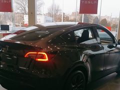 -TESLA 特斯拉(北京南四环中路特斯拉中心)
